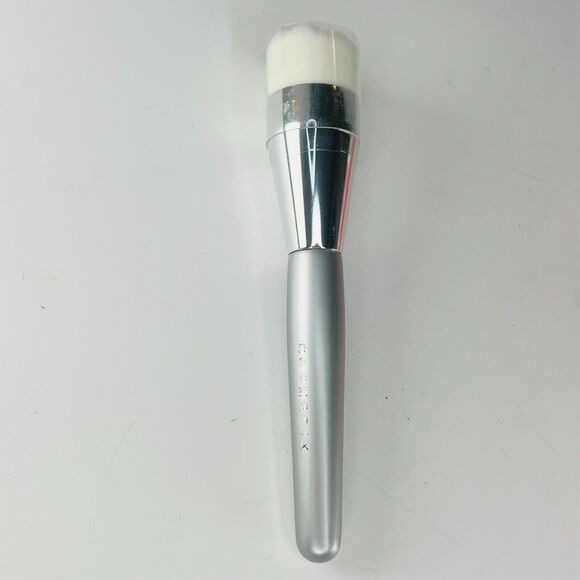 Cosmedix Cleansing + Silicone Mask Applicator 2pc Brush Set Silver White NIB - Picture 4 of 9